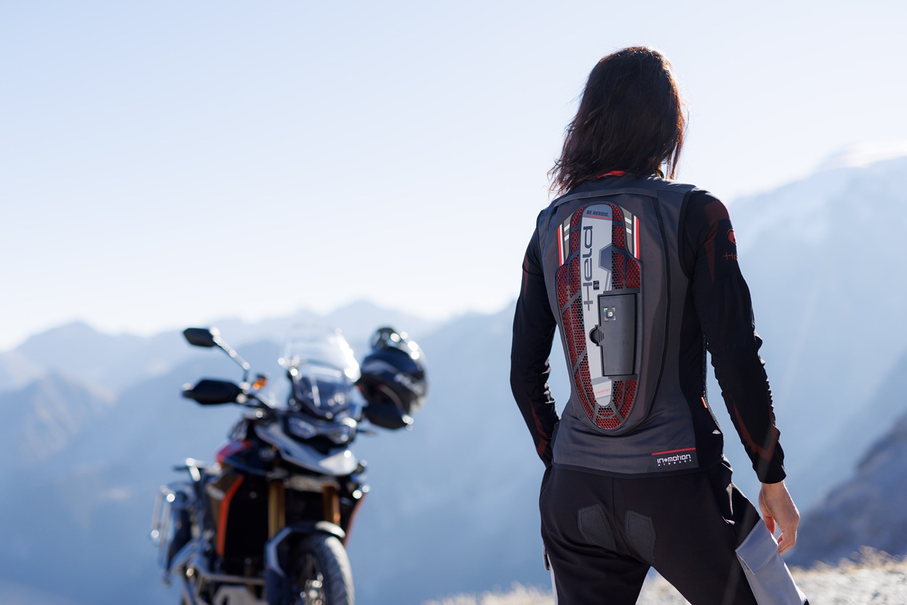 eVest 2, inkl. In&box Elektronisch aktiviertes Airbag-System mit Reißverschluss